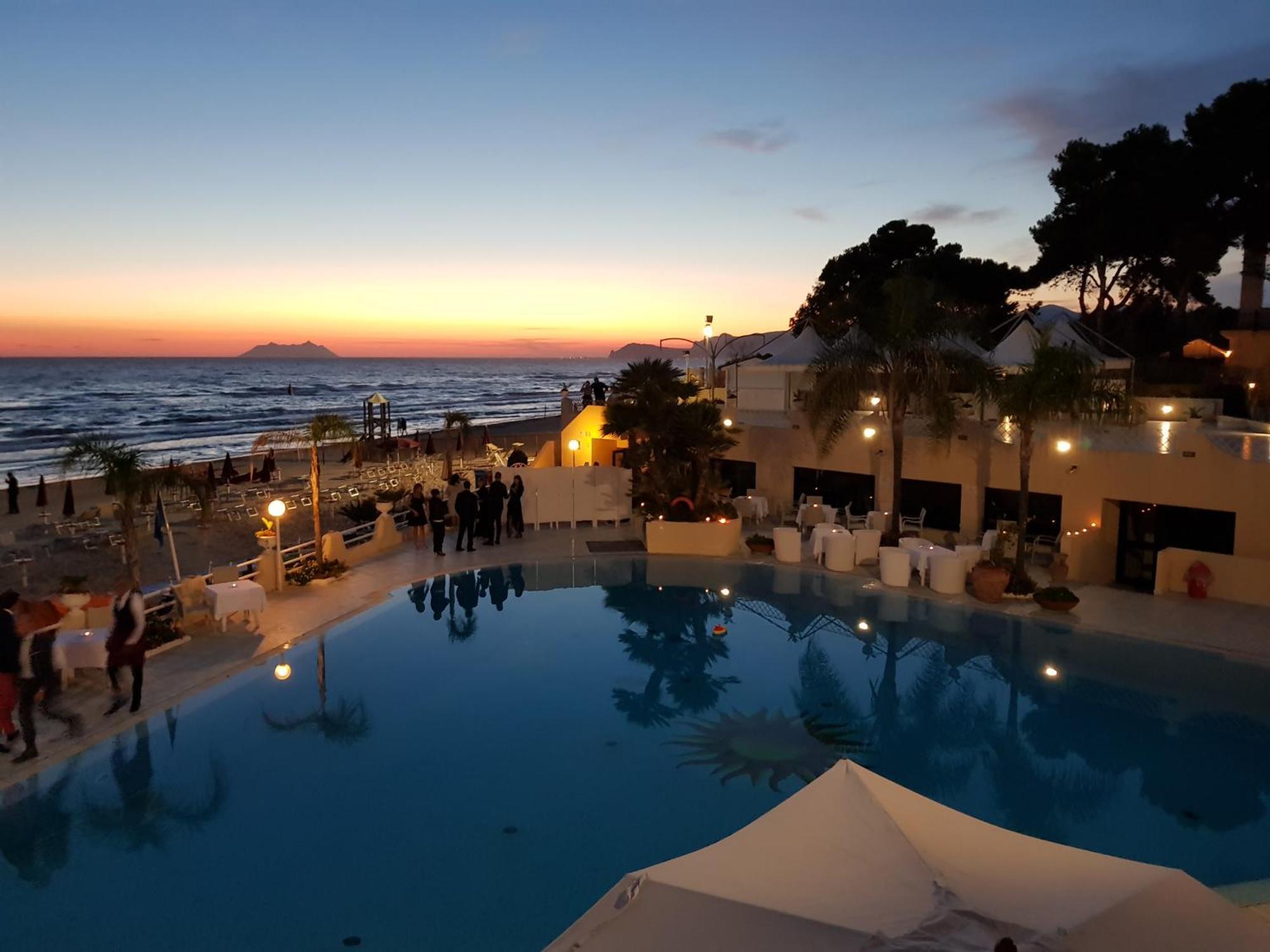 Hotel La Playa Сперлонга Экстерьер фото