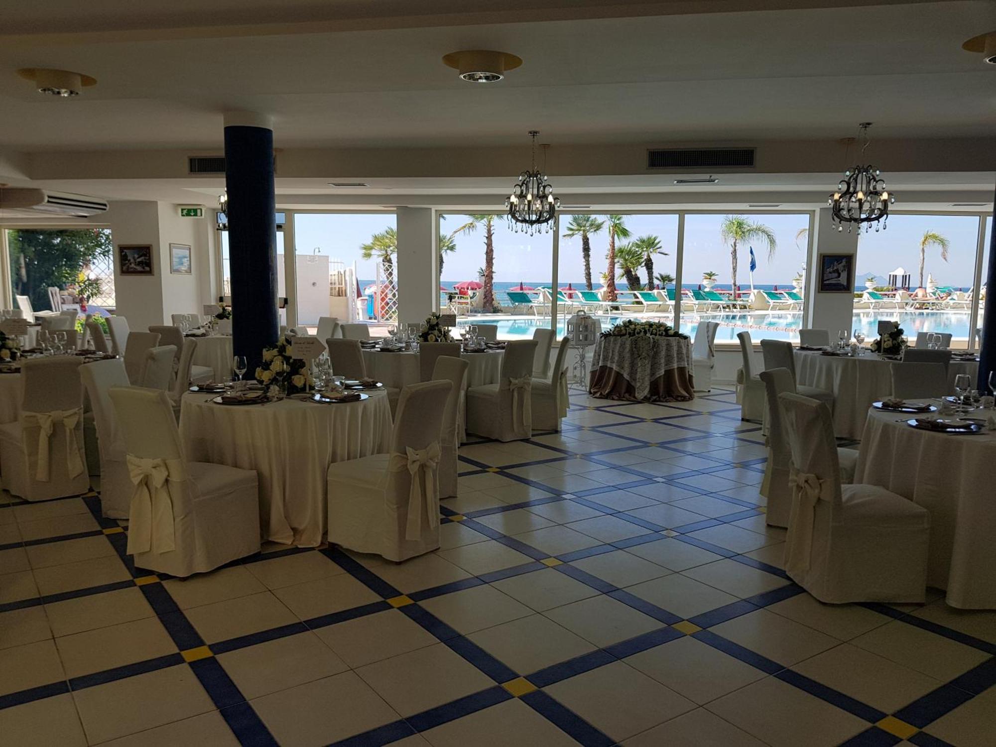Hotel La Playa Сперлонга Экстерьер фото